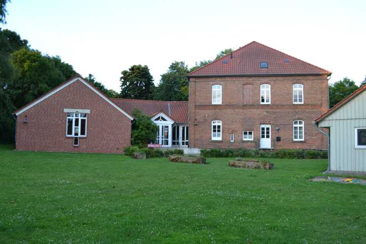 Gemeindehaus1